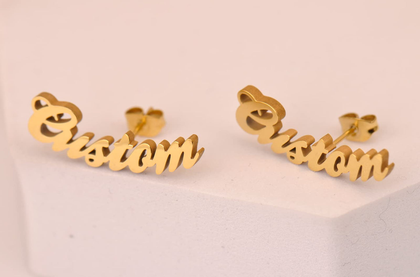Holly Personalized Name Stud Earrings Customized Any Name Studs Mother Day Christmas Gift Jewelry for Women