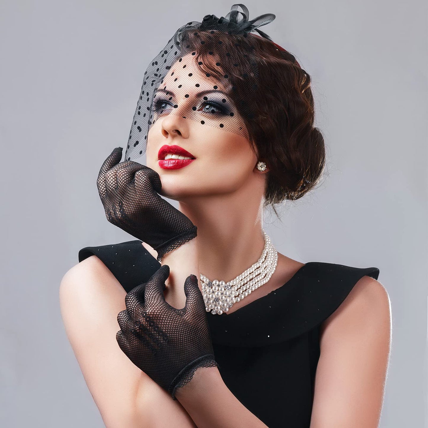 BBTO 6 Pieces Halloween 1920s Accessories for Women Halloween Costume Set Pearl Dangle Pendant Necklace Earrings(Elegant Style)