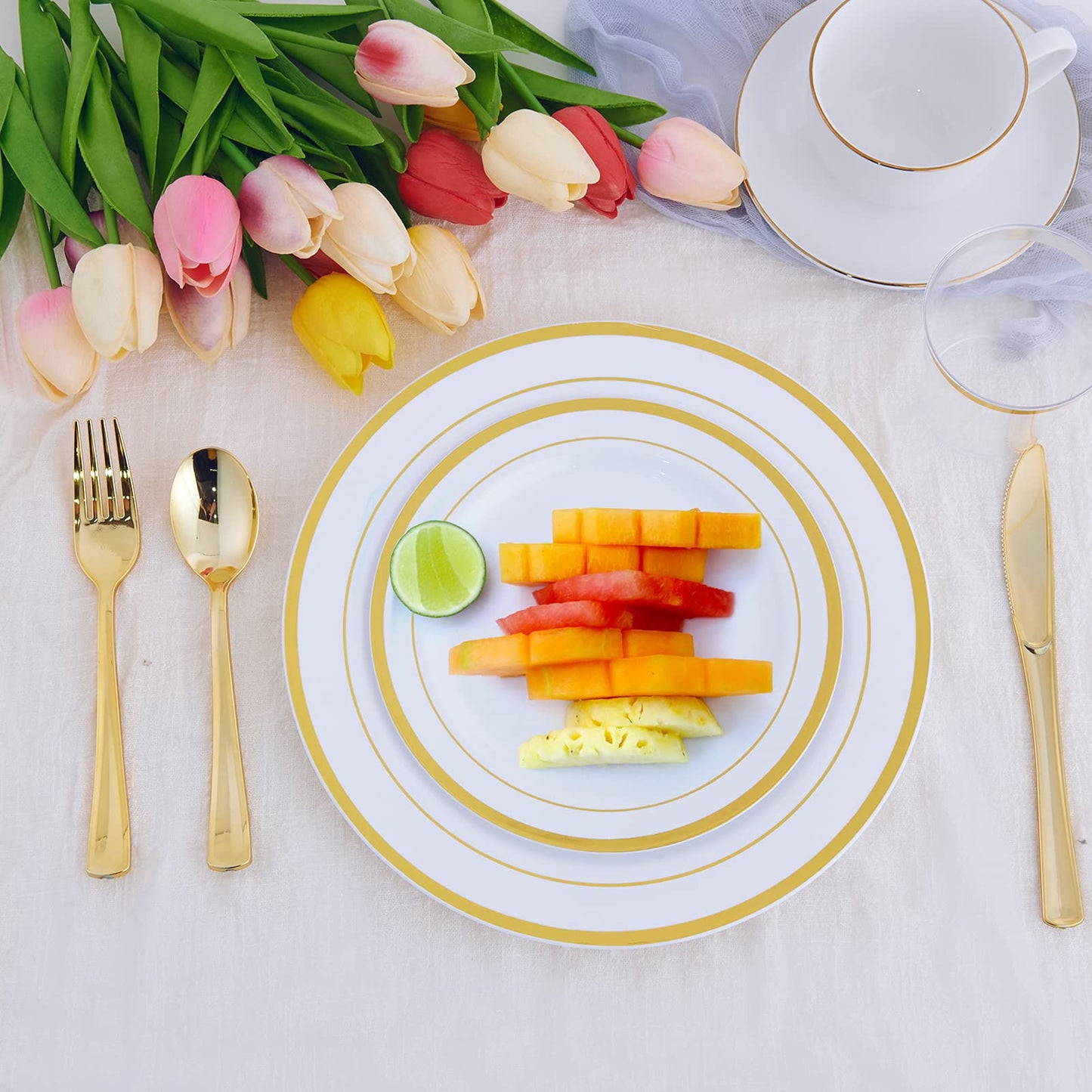 125 Count Gold Plastic Plates Include 25 Dinner Plates 25 Disposable Dessert & Gold Disposable Silverware, Plastic Dinnerware Set Providing for 25 Guests Suitable for Party Wedding